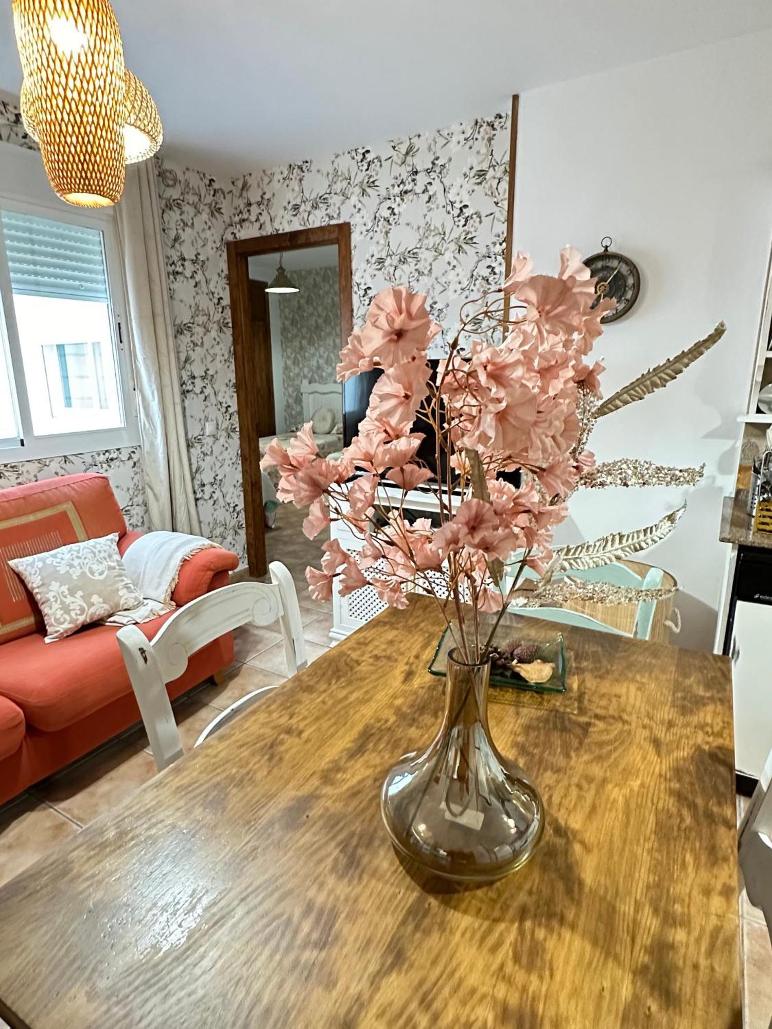 Luna 1 Solo Familias Y Parejas Apartamento